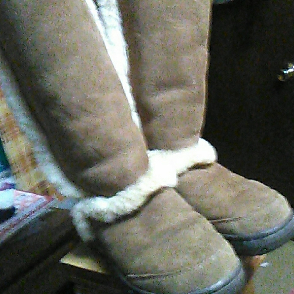 UGGs
